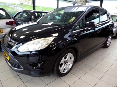 Ford-C-MAX-0